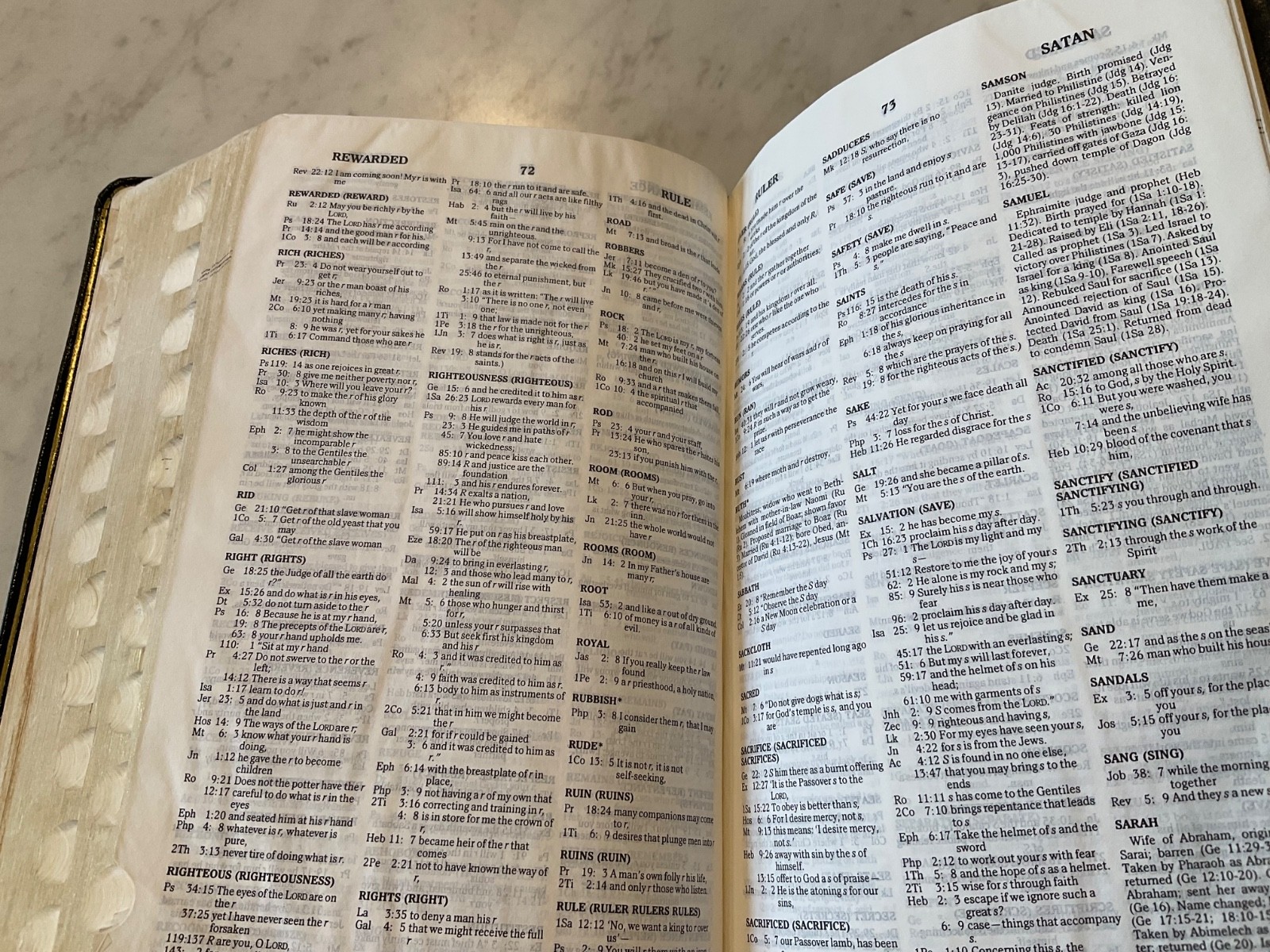NIV Classic Reference Bible 1988 Top Grain Genuine Leather Text 1984