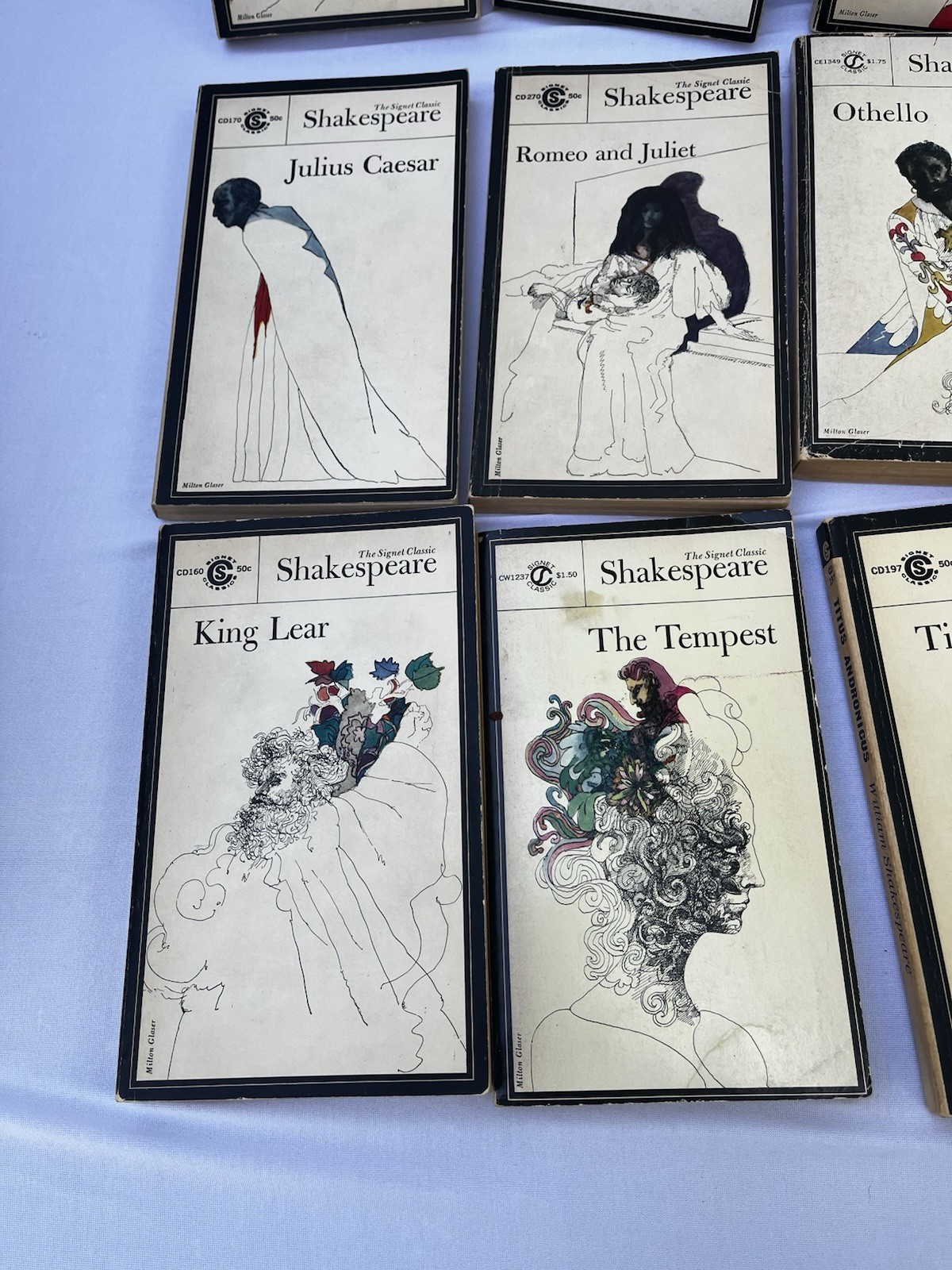 Book Lot: 12 Milton Glaser Cover Shakespeare Signet Classic Paperbacks, Good