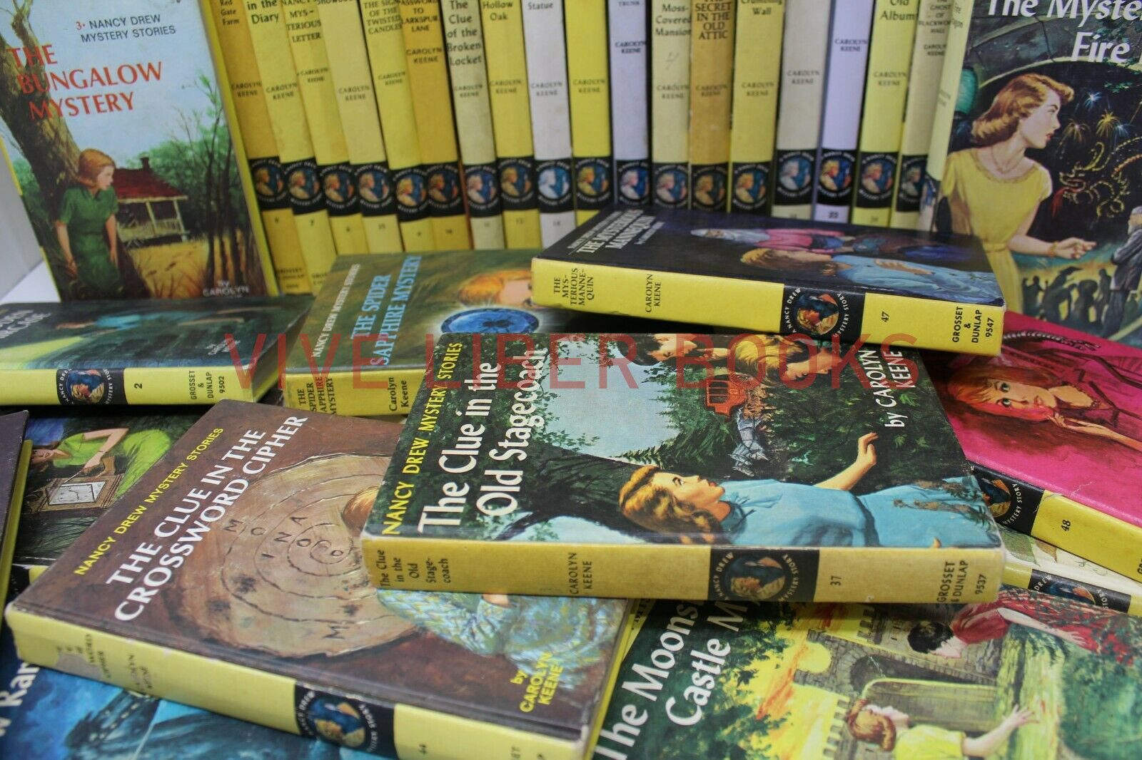 Lot of 10 Nancy Drew Vintage Hardcover Books by Carolyn Keene – Random