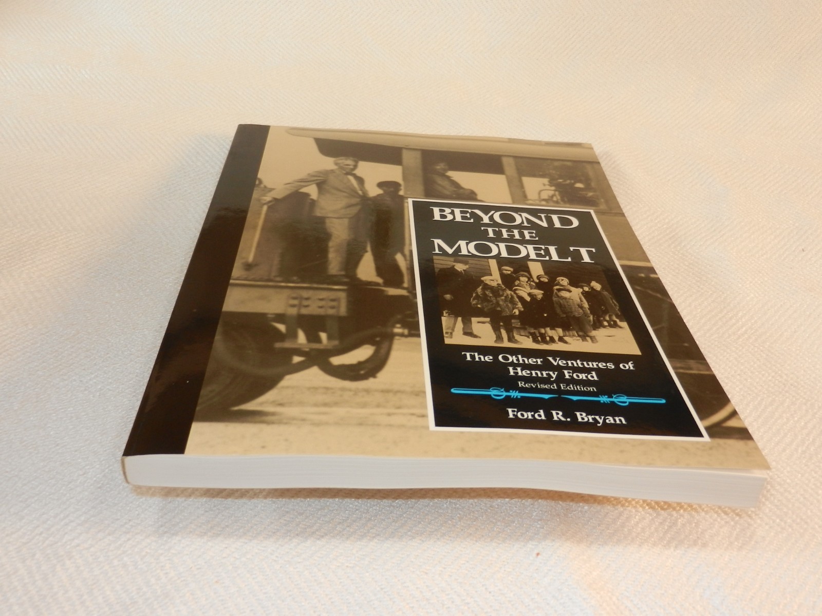 MICHIGAN „BEYOND THE MODEL T: THE OTHER VENTURES OF HENRY FORD“ 200 Photos