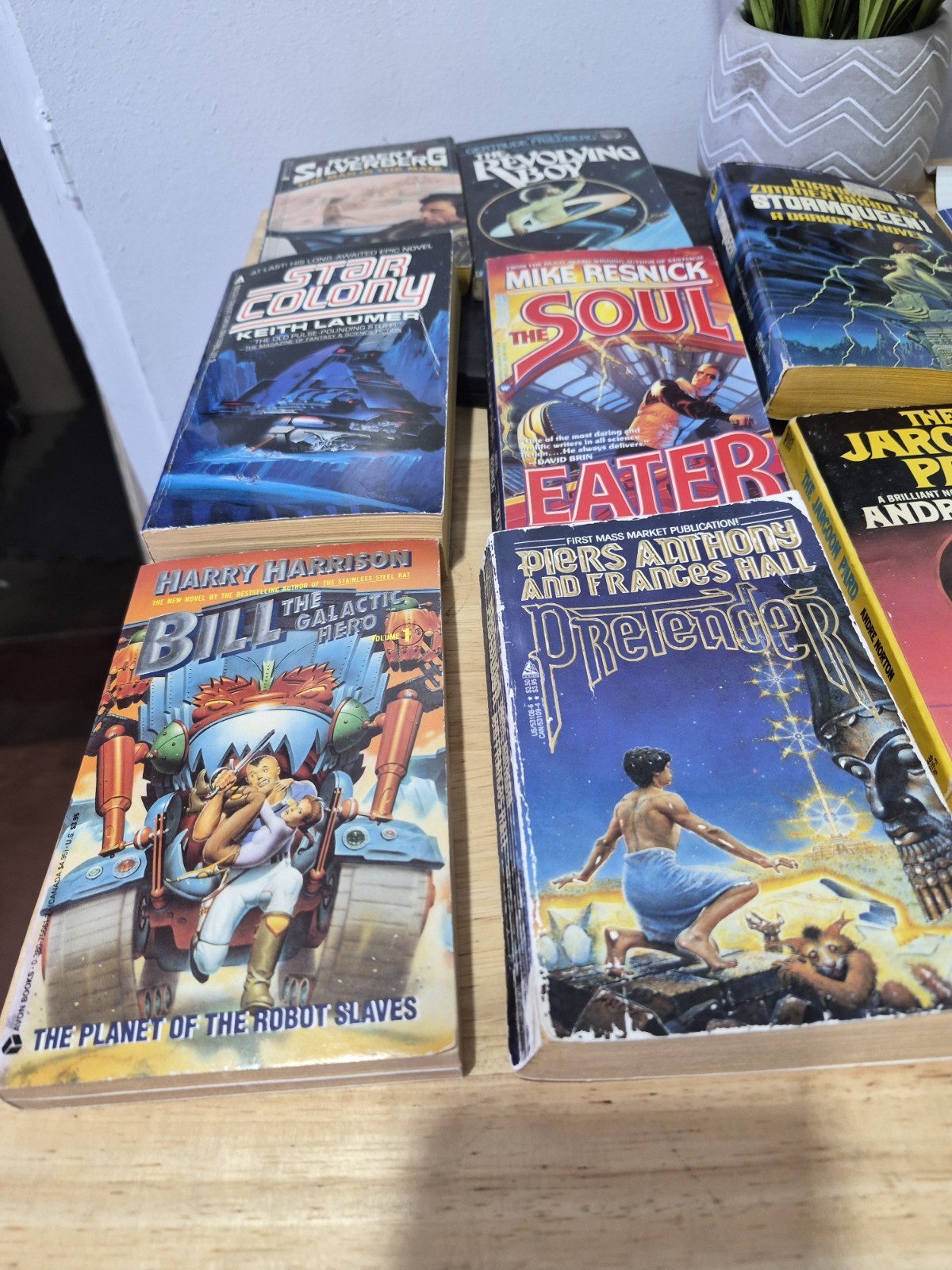 Lot Of 10 Sci Fi Paperback Books TITLES SEEN