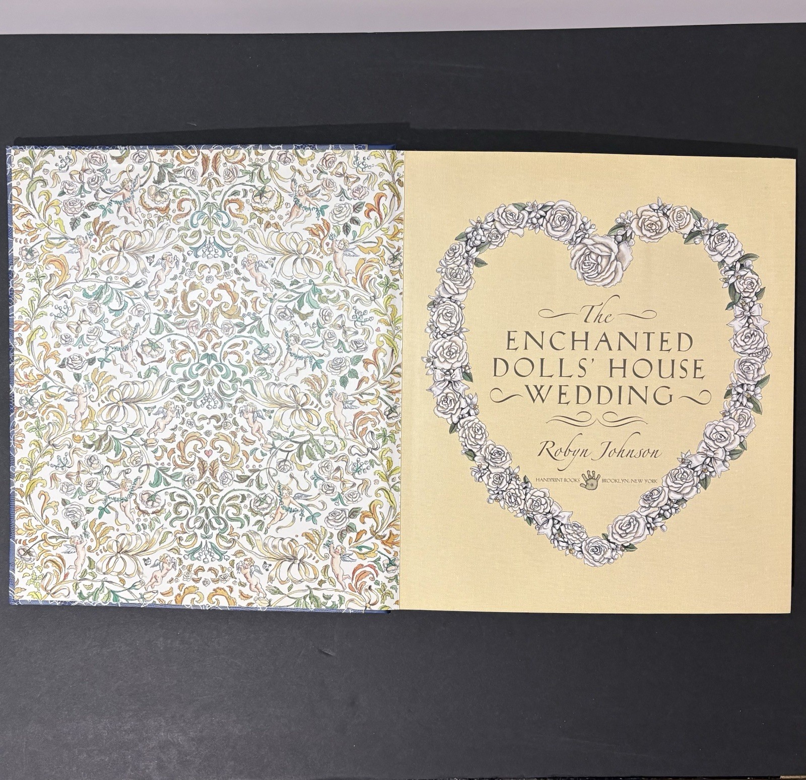 The Enchanted Dolls‘ House Wedding Pop Up Story Book ~ Robyn Johnson Hard Cover