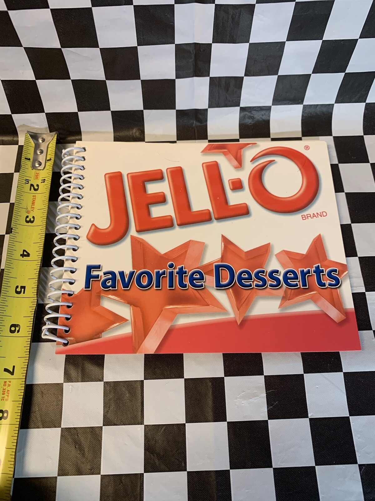 2007 JELL-O FAVORITE DESSERTS RECIPES Cookbook Spiral Spine 47 Pages