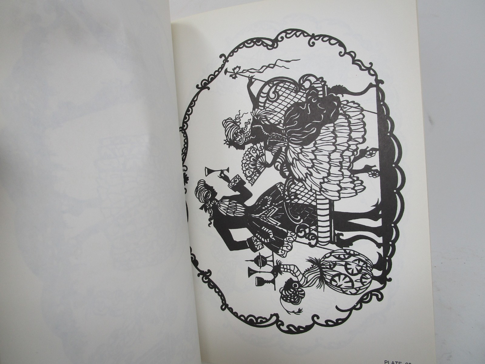 3 Volumes SILHOUETTES History and Dictionary 1920’s designs.