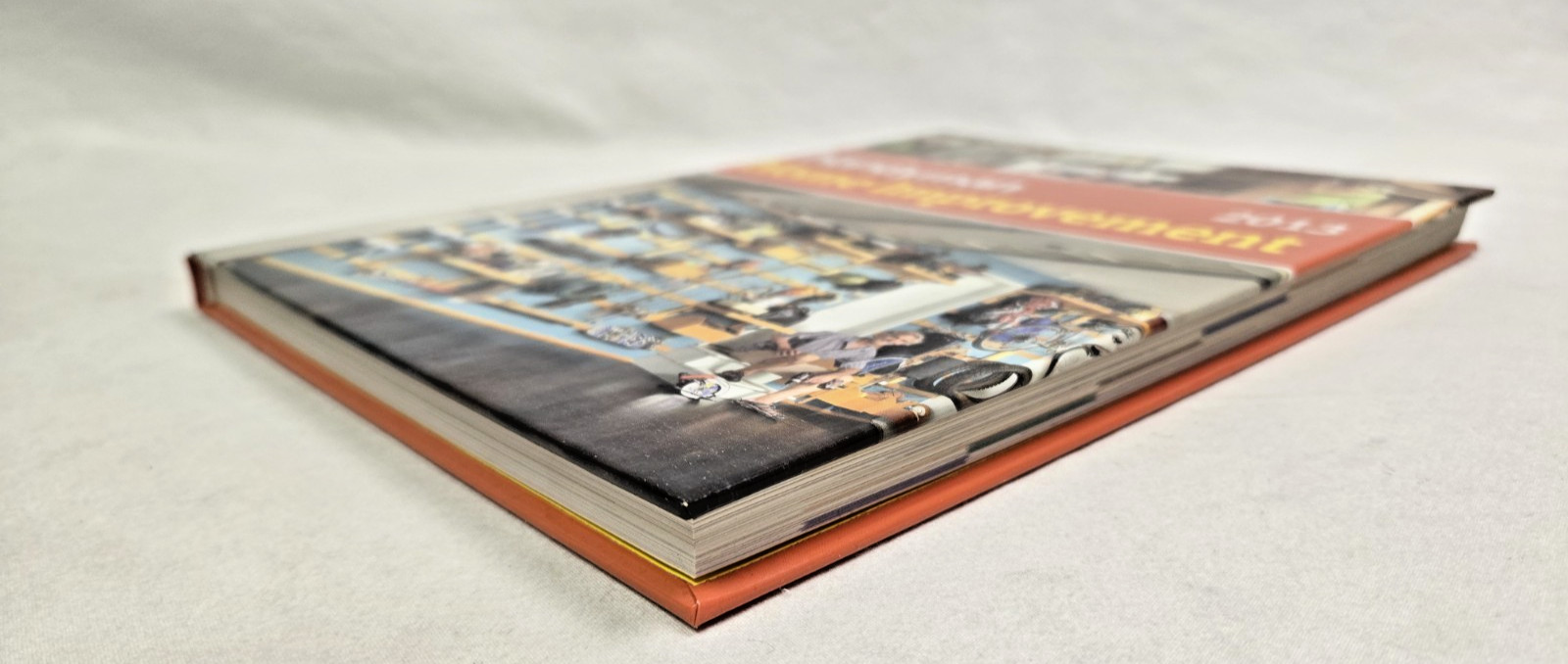 2013 The Family Handyman „Home Improvement“ Hard Cover Book 288 Pages Near Mint