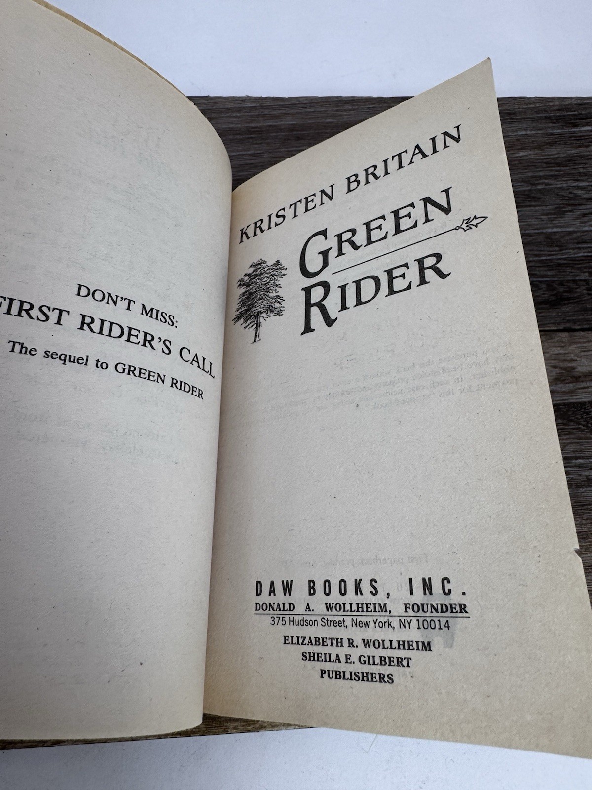 Britain, Kristen – Green Rider [Green Rider #1] PB 2000 Good+