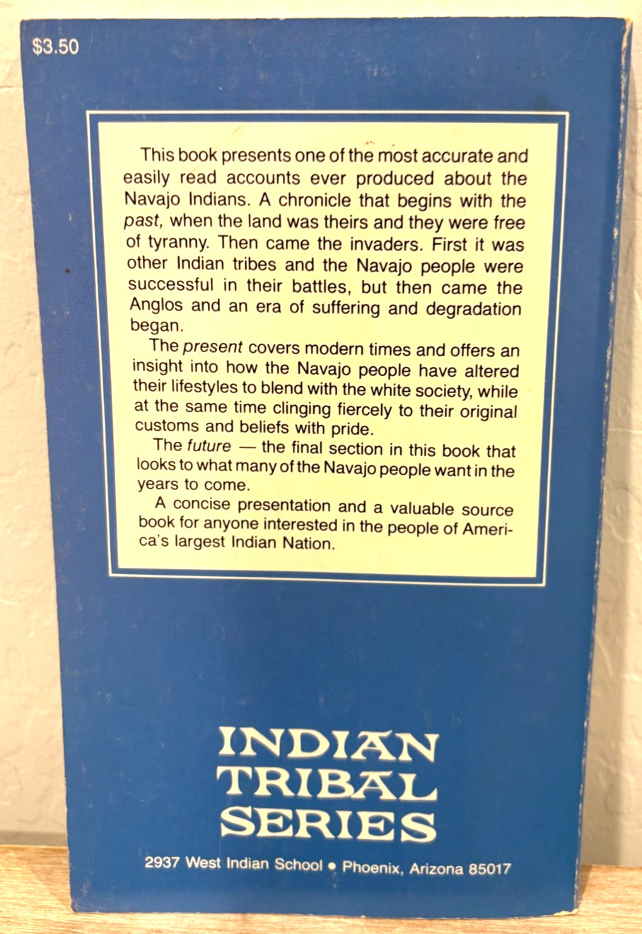 Rare! Vintage Navajo Indians Paperback Book! Indian Tribal Series 1977 124 Pages
