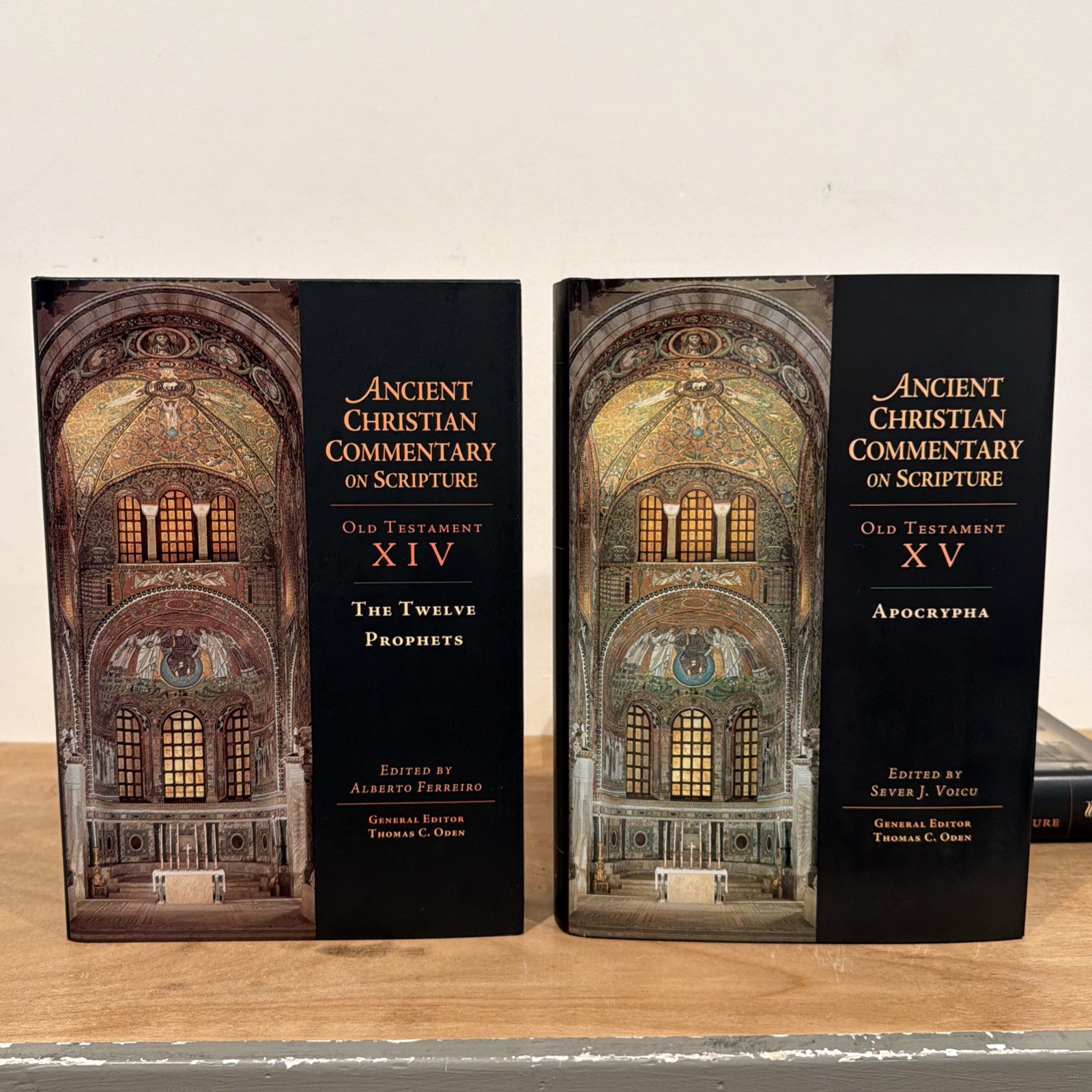 The Ancient Christian Commentary on Scripture [29 Volume Set] Hard Cover.