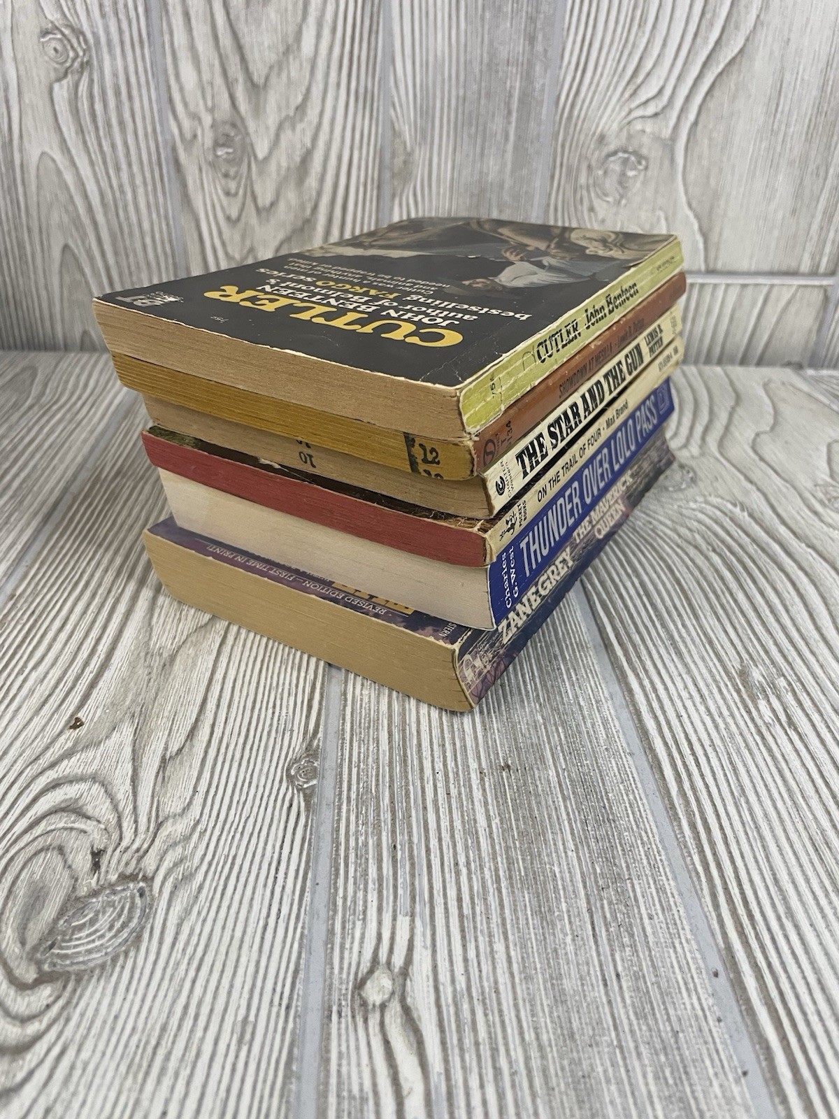 Lot of 6 Western Paperbacks Zane Grey Max Brand Cowboys Adventure Action