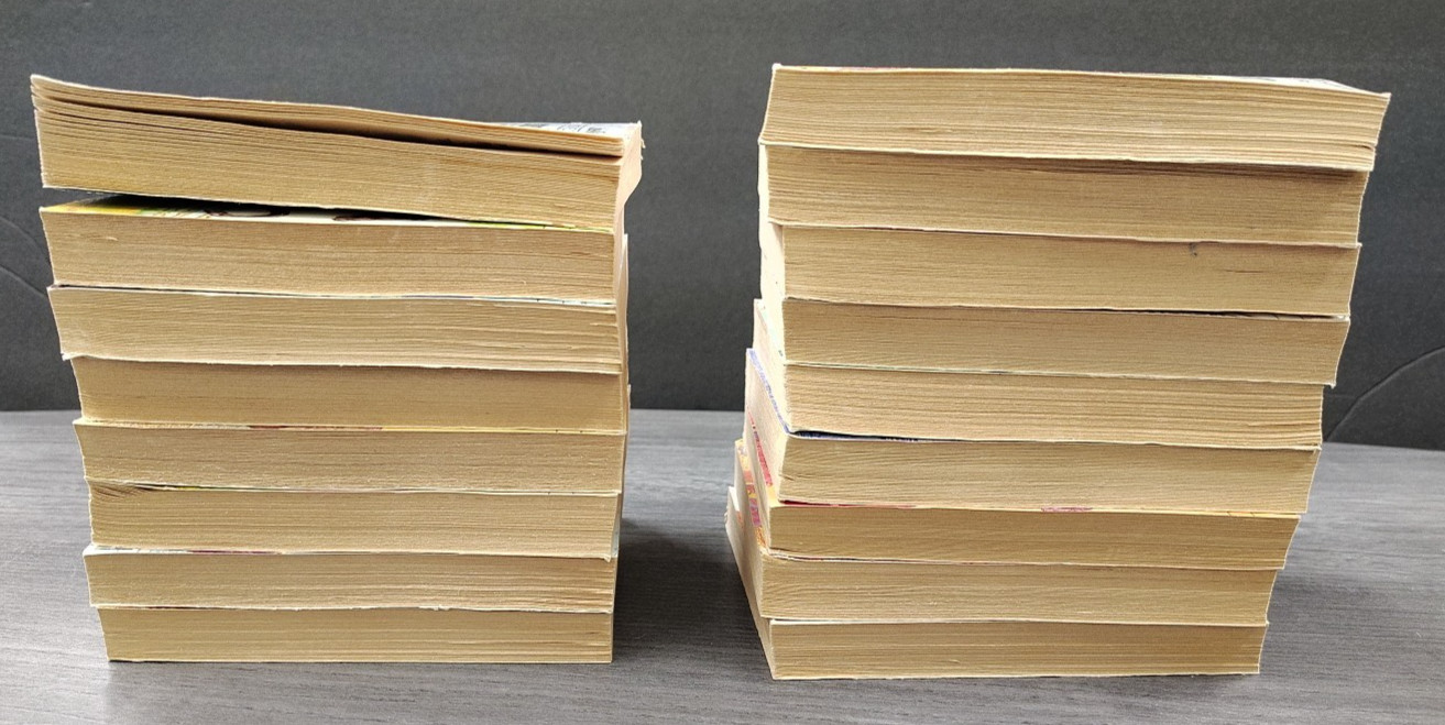 Vintage Moby Books Lot of 17 Illustrated Classic Editions Mini Paperbacks