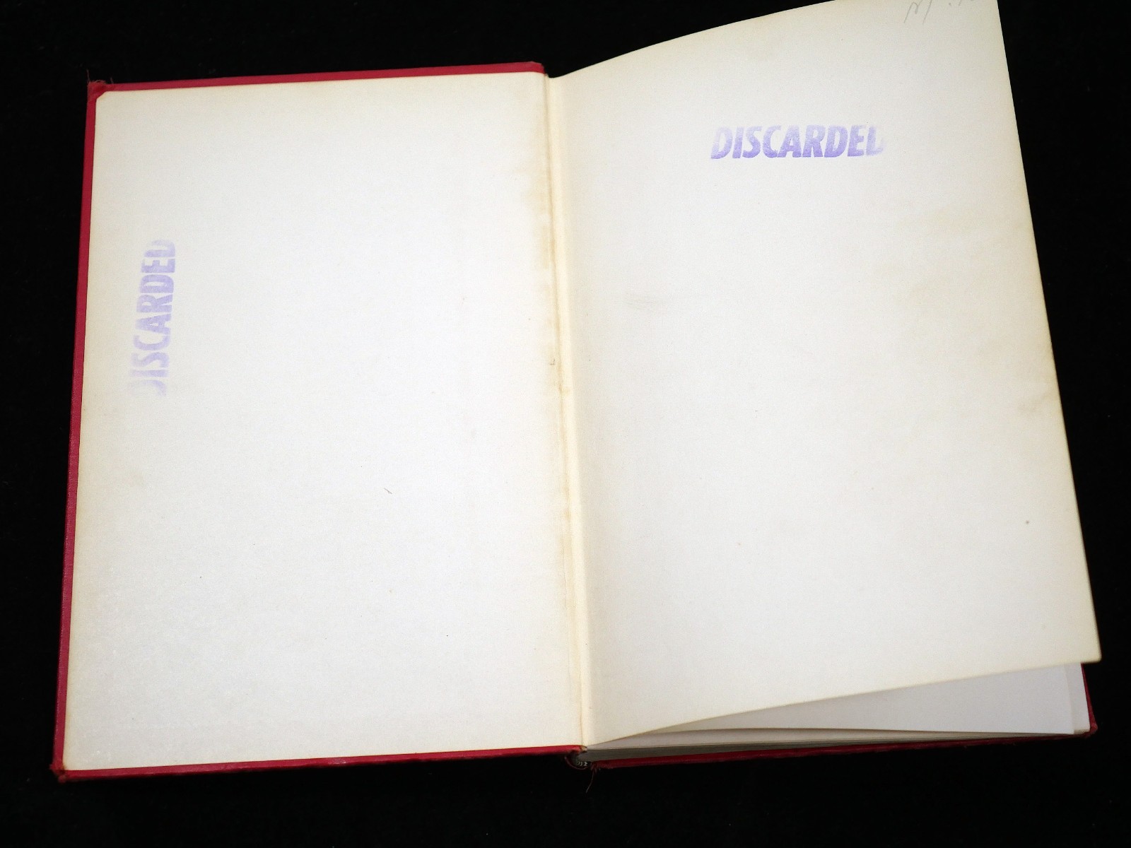 Kaiser – Make Your Own Stereo Pictures MacMillan 1955, 344 page BOOK 3D photos