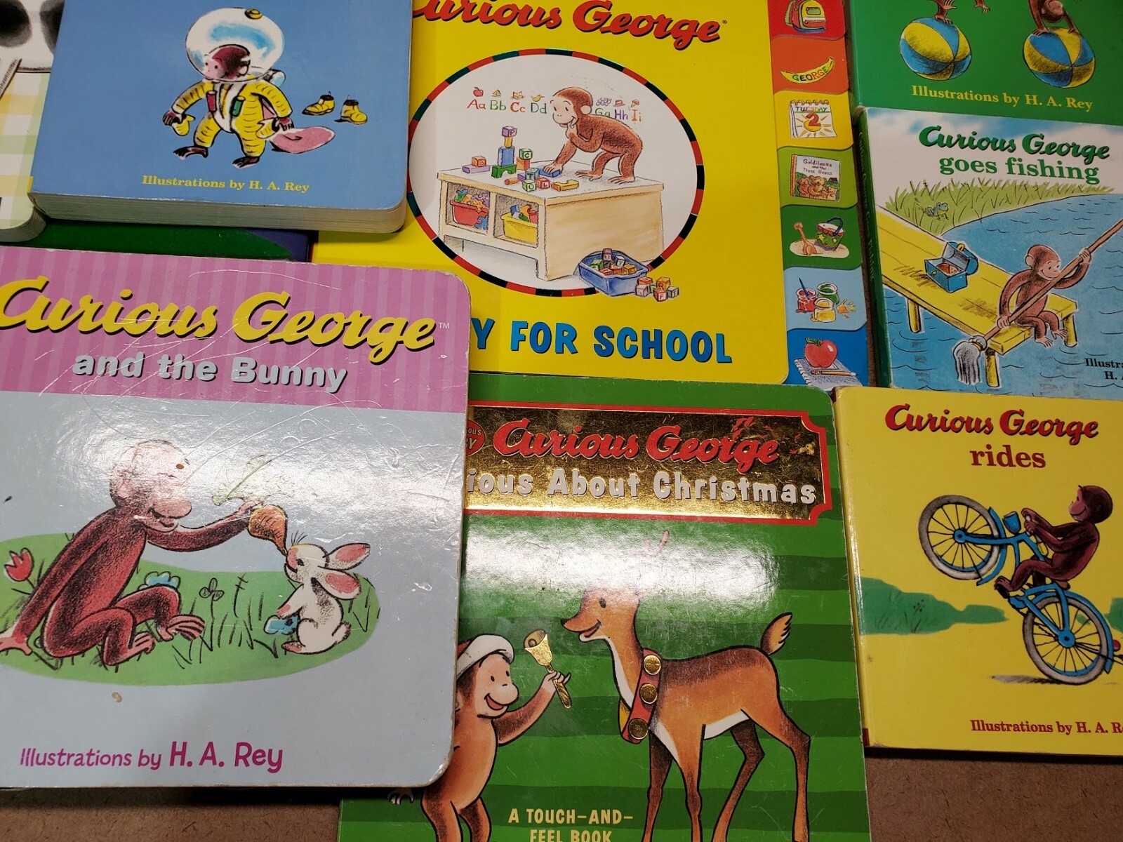 Lot of 10 CURIOUS GEORGE Board Books by Margret & H. A. Rey „Random Mix“