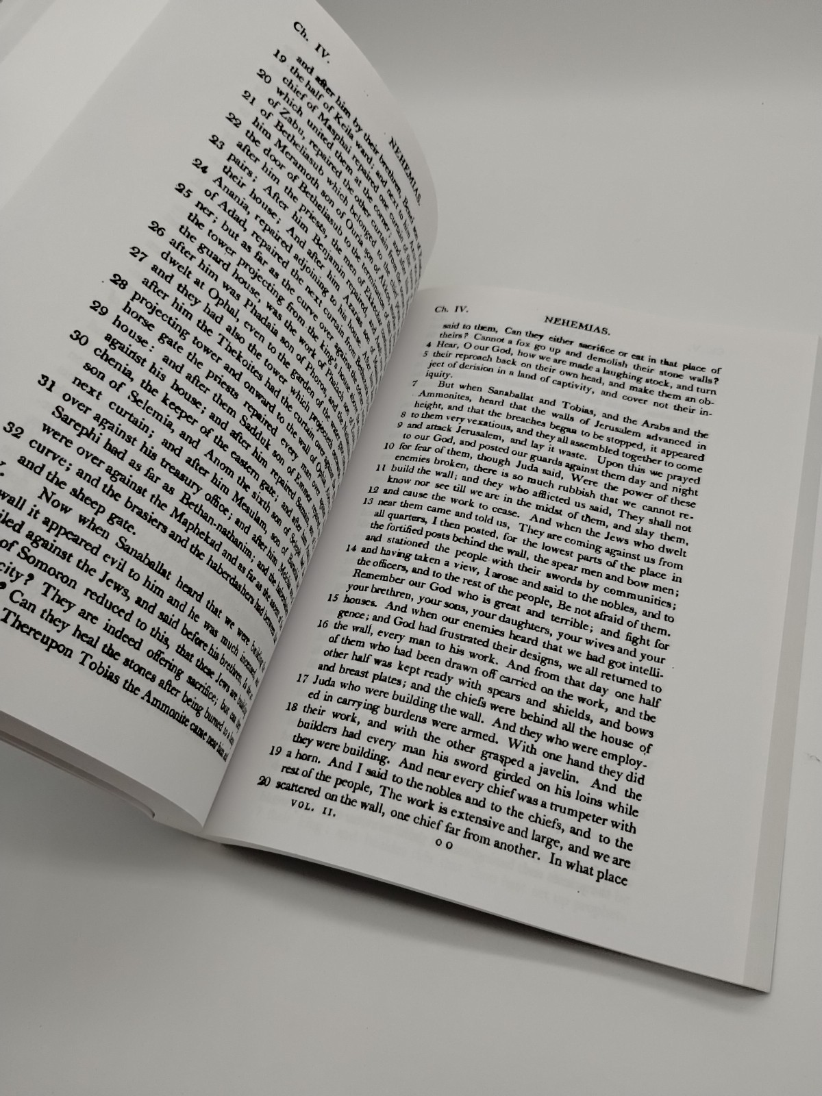 The Holy Bible: Containing The Old And New Covenant Vol 2; 2 Kings – Psalms
