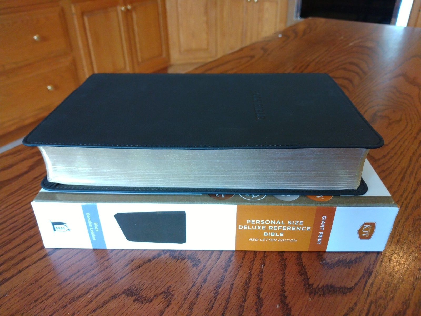 KJV Giant Print Personal Size Ref. Bible – $119.99 Retail -Black Genuine Leather