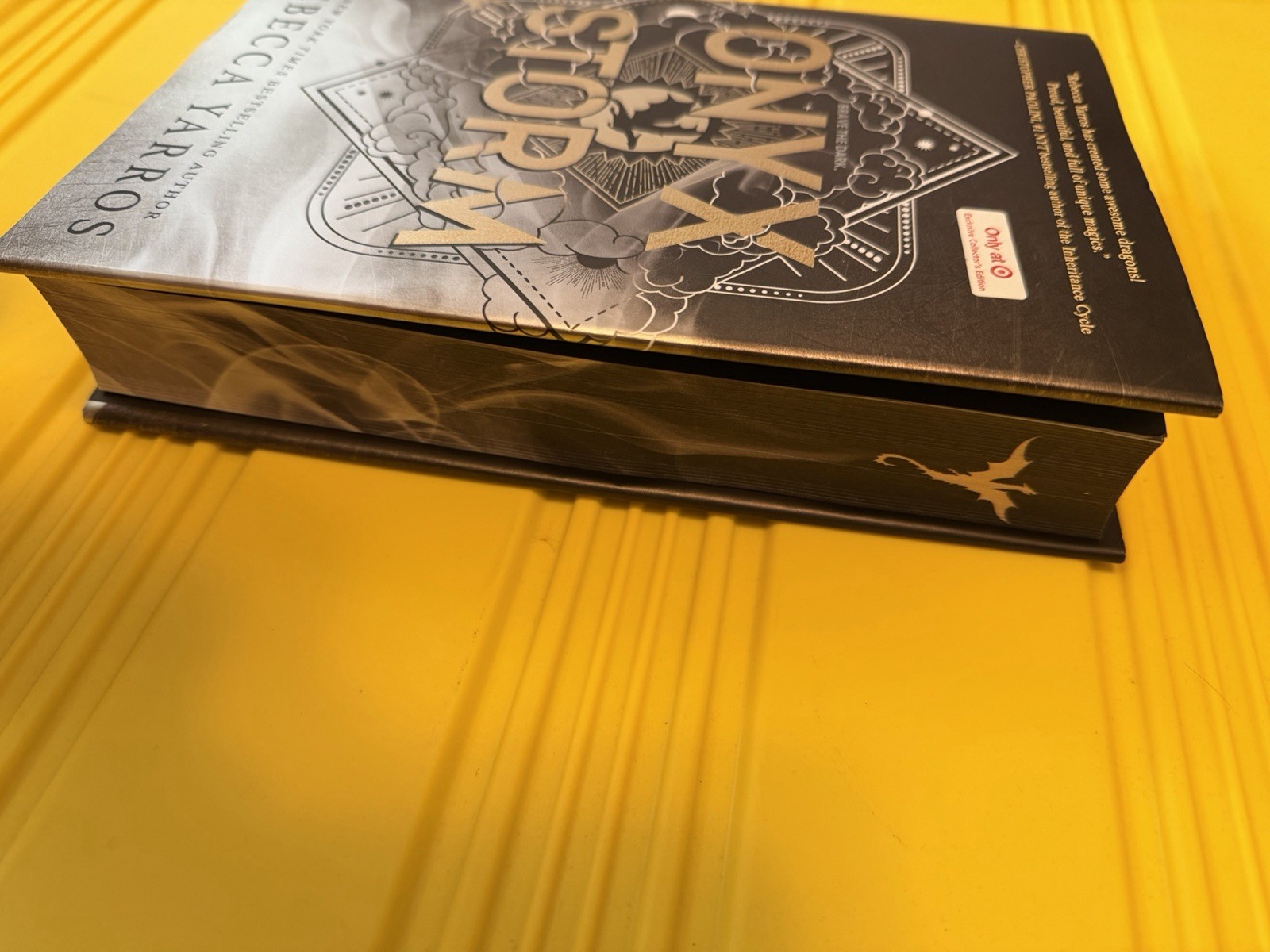 Onyx Storm Target Exclusive Collector’s Edition by Rebecca Yarros Damaged