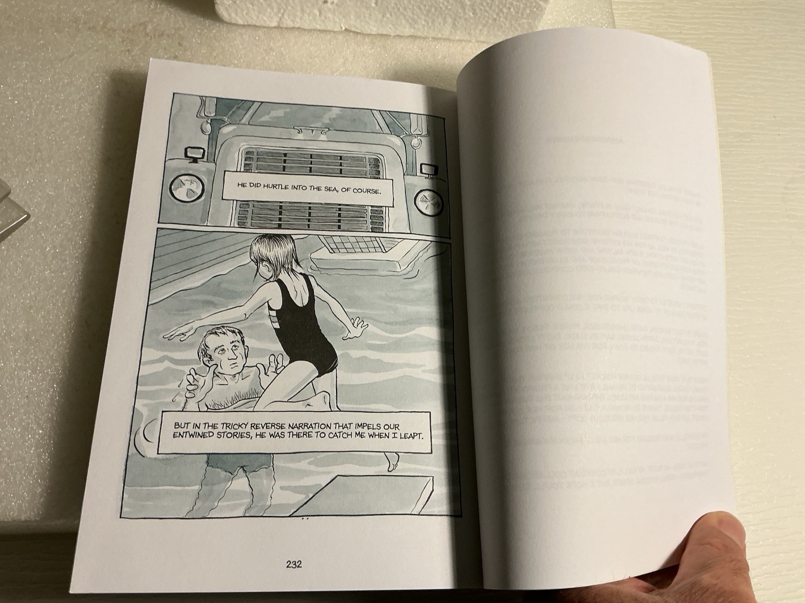 Fun Home A Family Tragicomic Graphic Novel By Alison Bechdel Paperback Like New