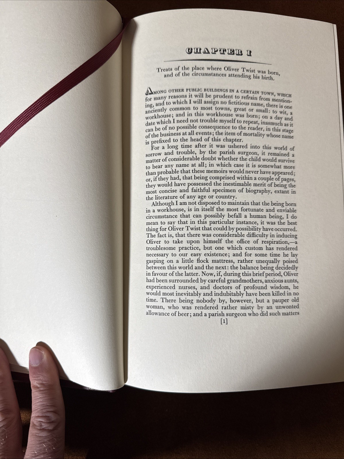Oliver Twist; Charles Dickens, Folio Society, 2004, 1/4 Leather
