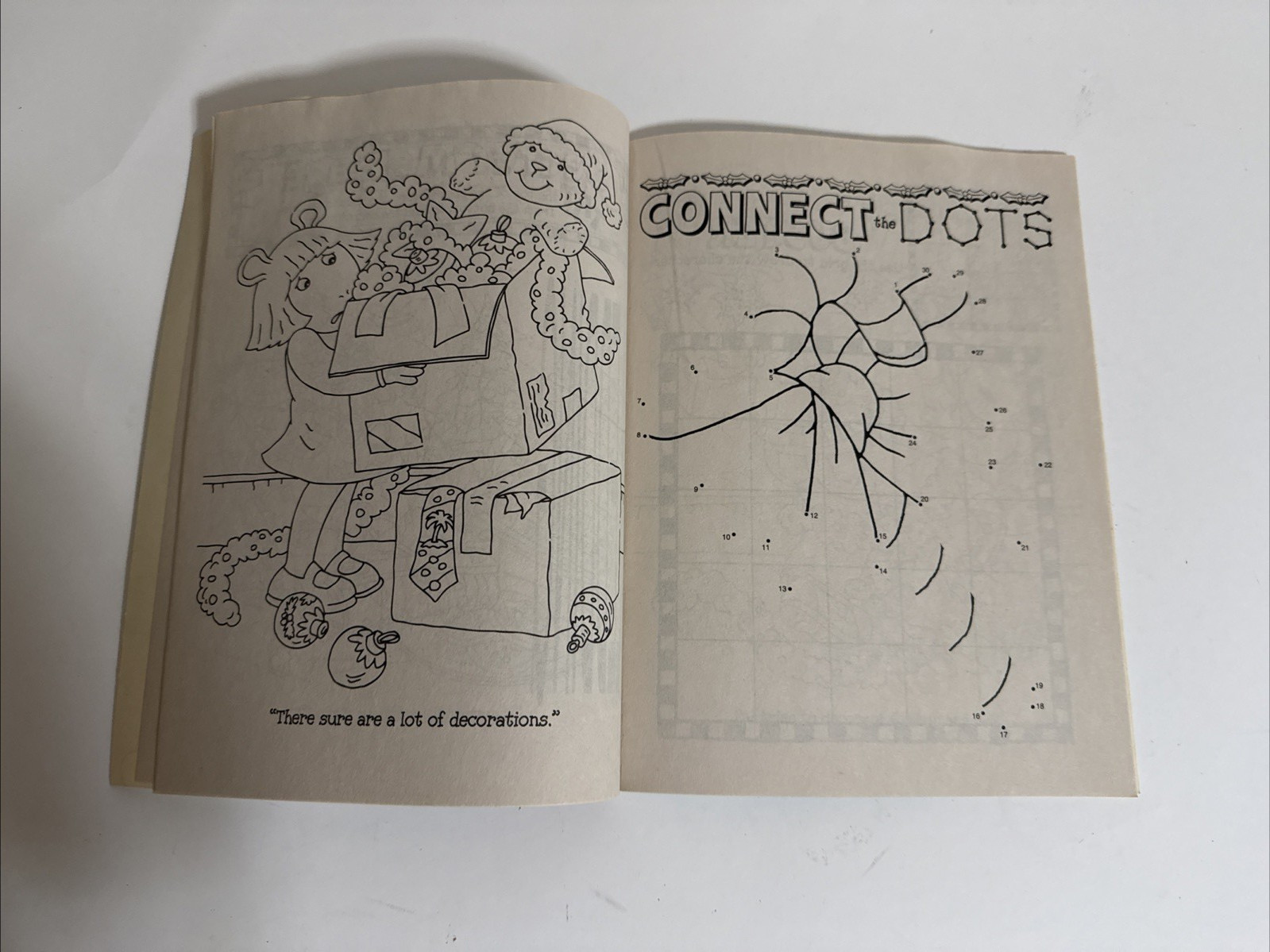 Arthur Holiday Color Fun Book – Paperback 30 pages
