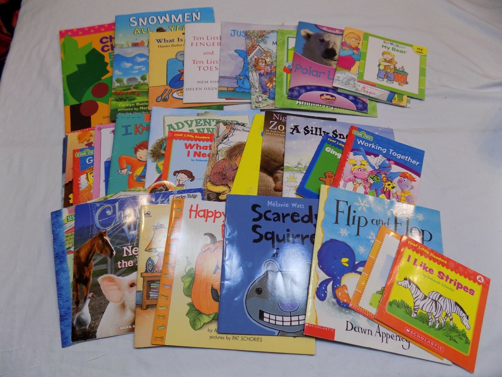 Children’s Book Lot Paperback LOT Thin Scholastic Sesame Street Chickfila + Kids