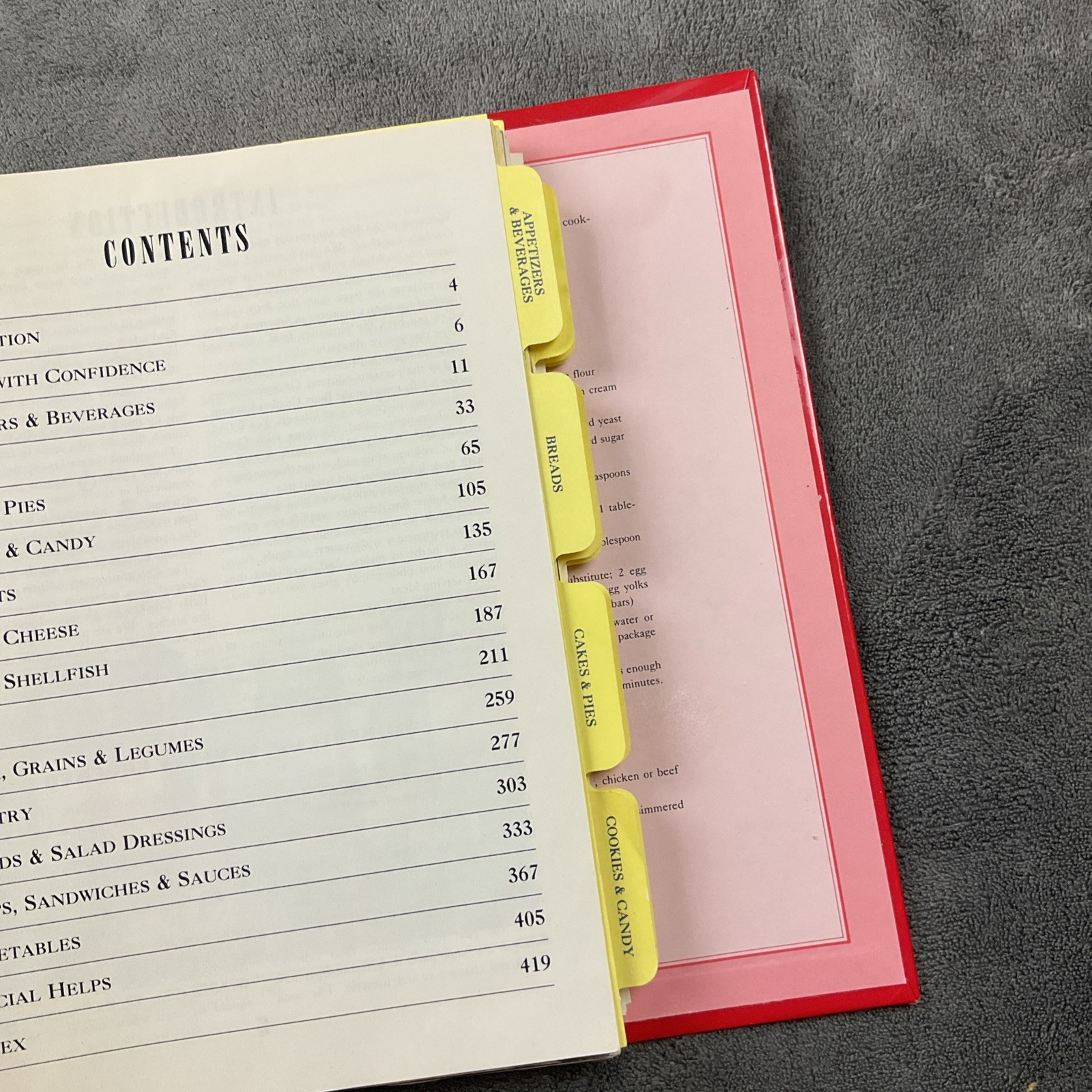 Betty Crocker 40th Anniversary 5 Ring Binder Hardcover Cookbook 432 Pages 1991
