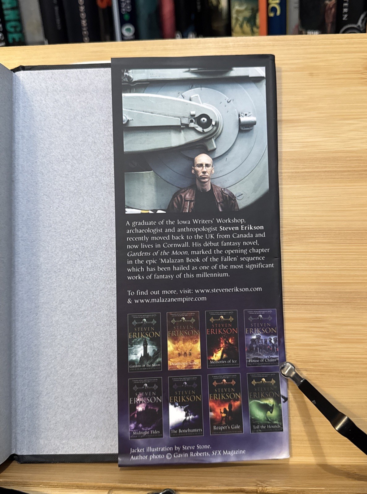 Dust of Dreams – Steven Erikson (Hardcover) Bantam First Edition/Print, Ex-Lib.