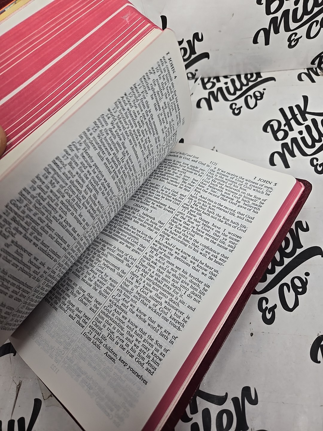 Holy Bible KJW New King James Version Old and New Testaments Bonded Leather RED