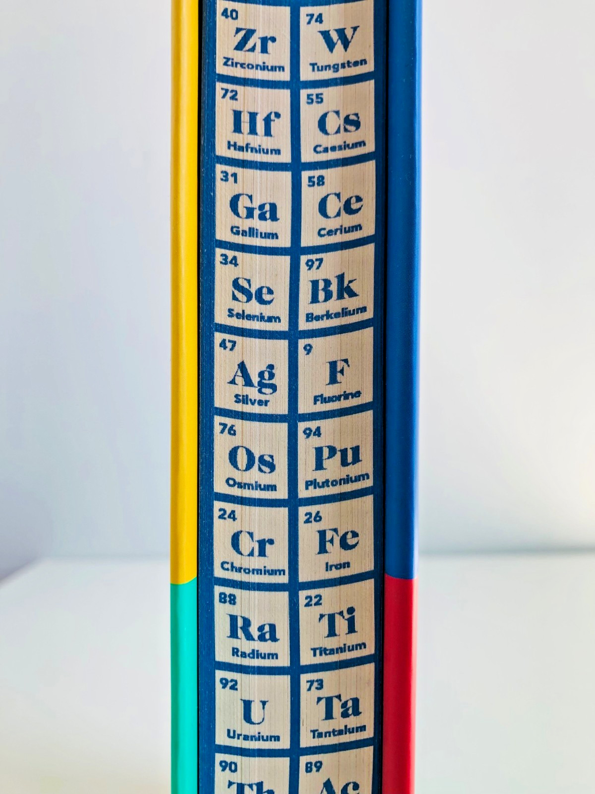 SIGNED Lessons in Chemistry by Bonnie Garmus WATERSTONES HC 1/2 ~STENCILED EDGE