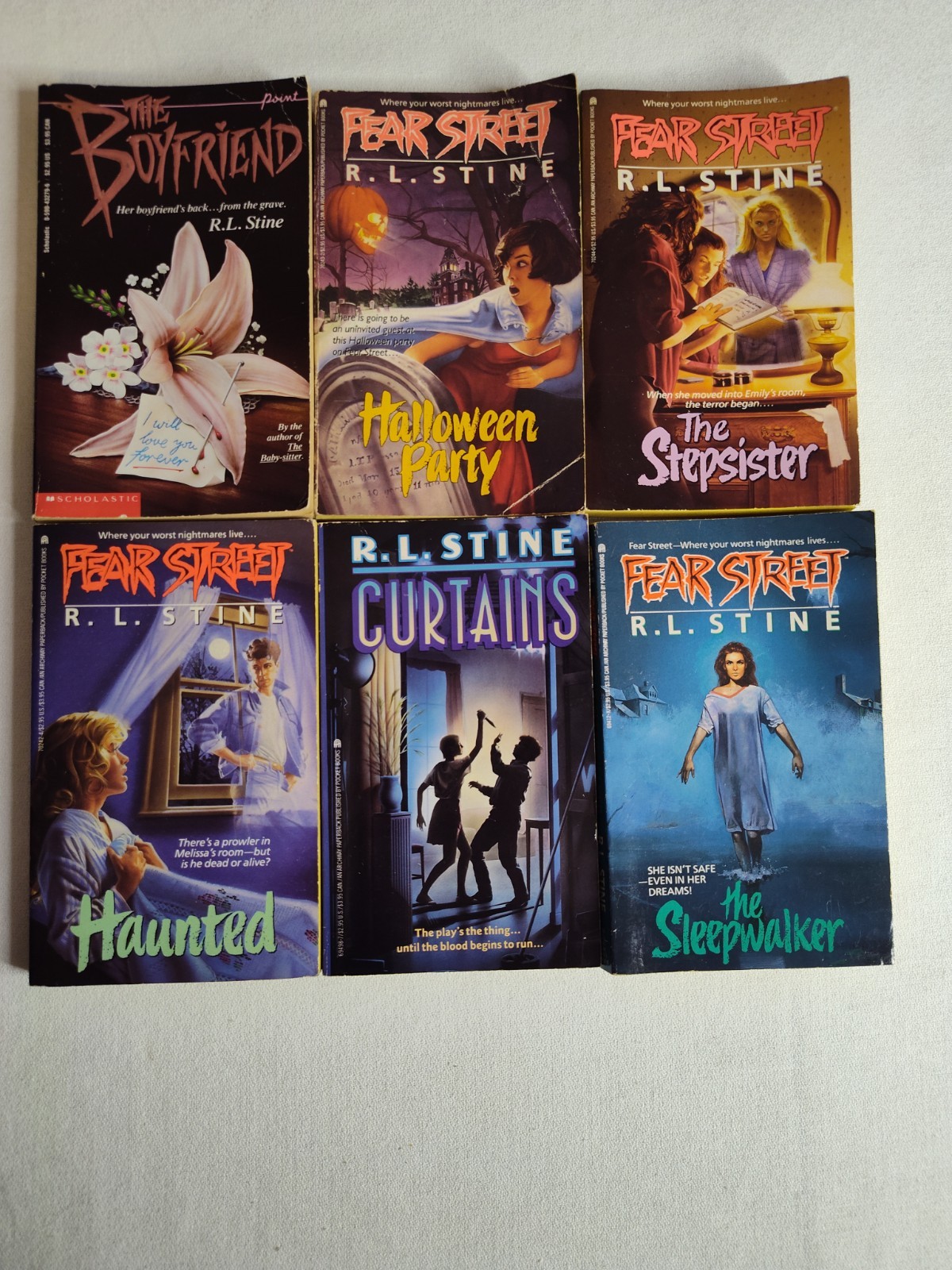 Vintage R.L. Stine Book Lot 15