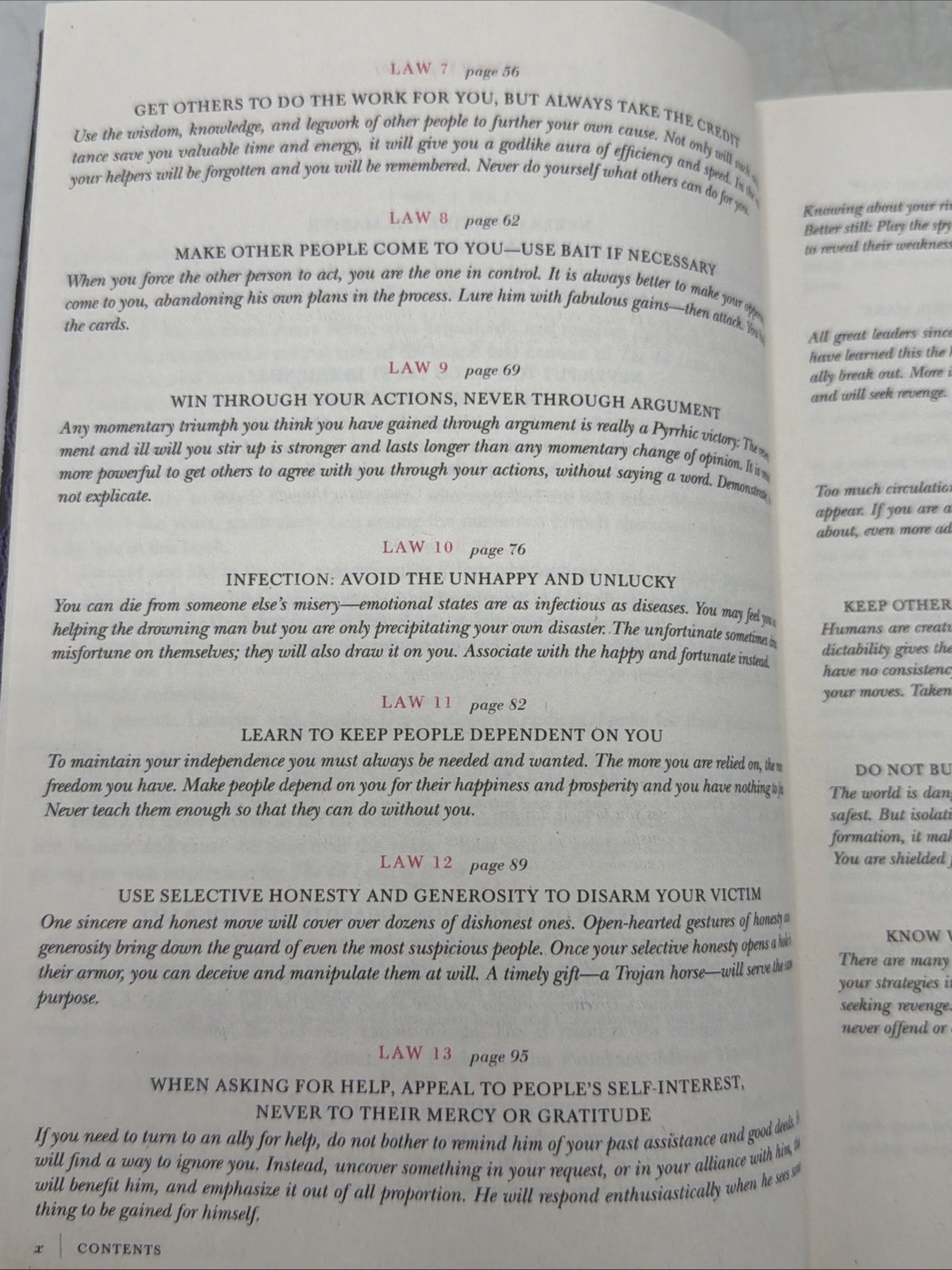 The 48 Laws of Power (The Robert Greene Collection) – Paperback – GOOD CUSTOM