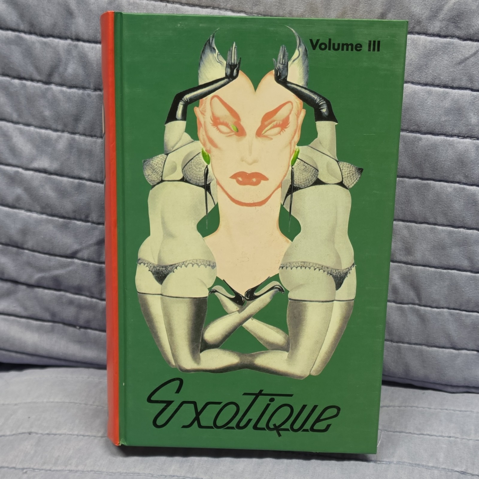EXOTIQUE – 3 Volume Set w/ Slipcase TASCHEN Betty Page Pin-up Illustrated Books