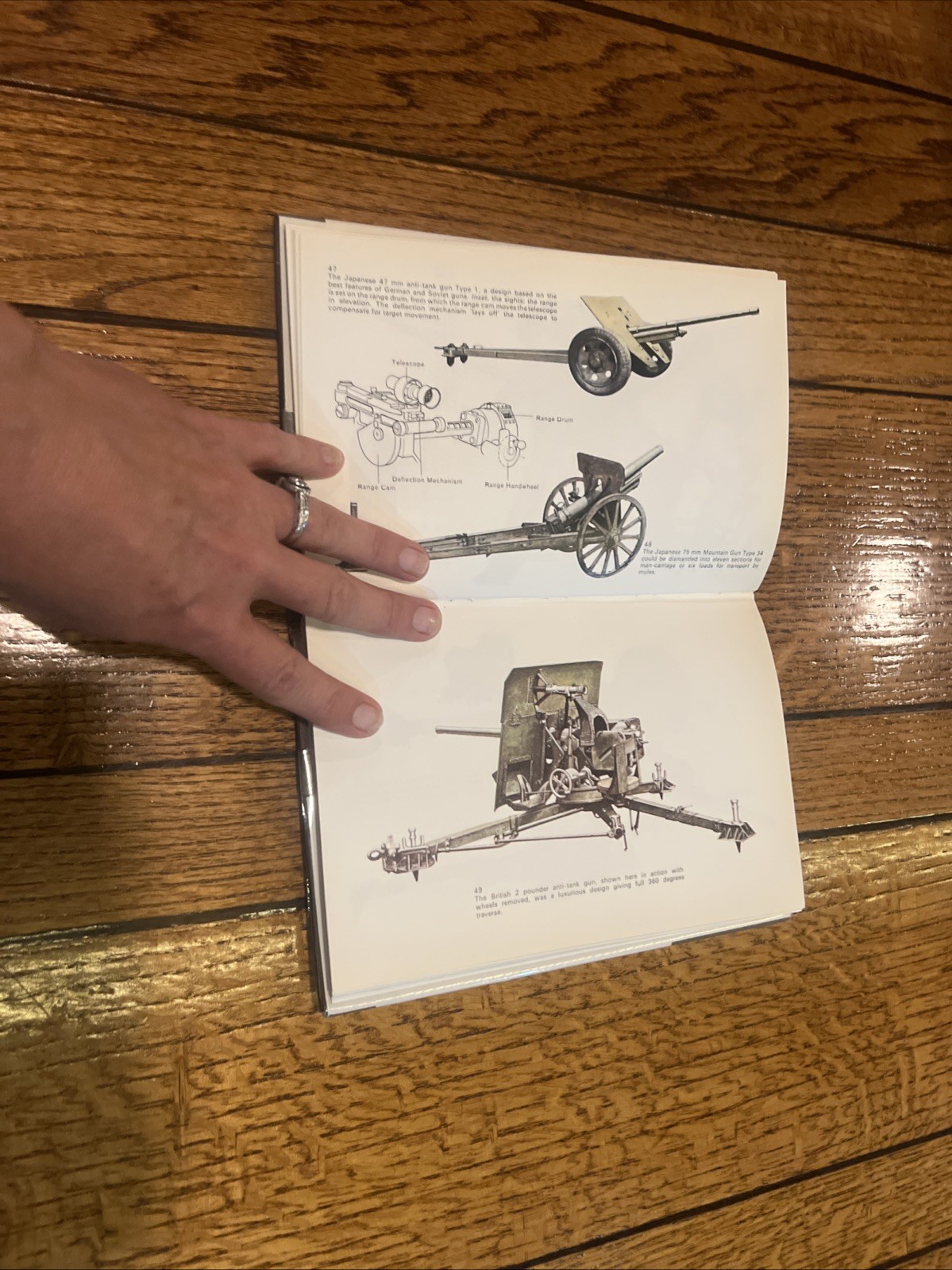 Artillery in Color, 1920-1963 by Ian V. Hogg 1980 HCDJ