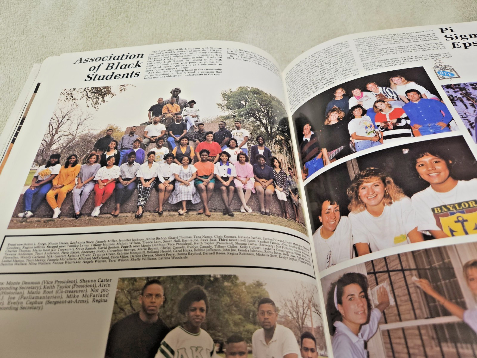 1991 Baylor University Yearbook, Waco Texas – ROUND-UP