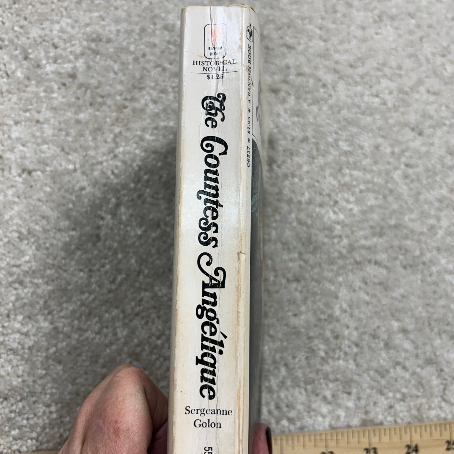 Countess Angelique Sergeanne Golon 1969 Bantam Paperback Historical Romance