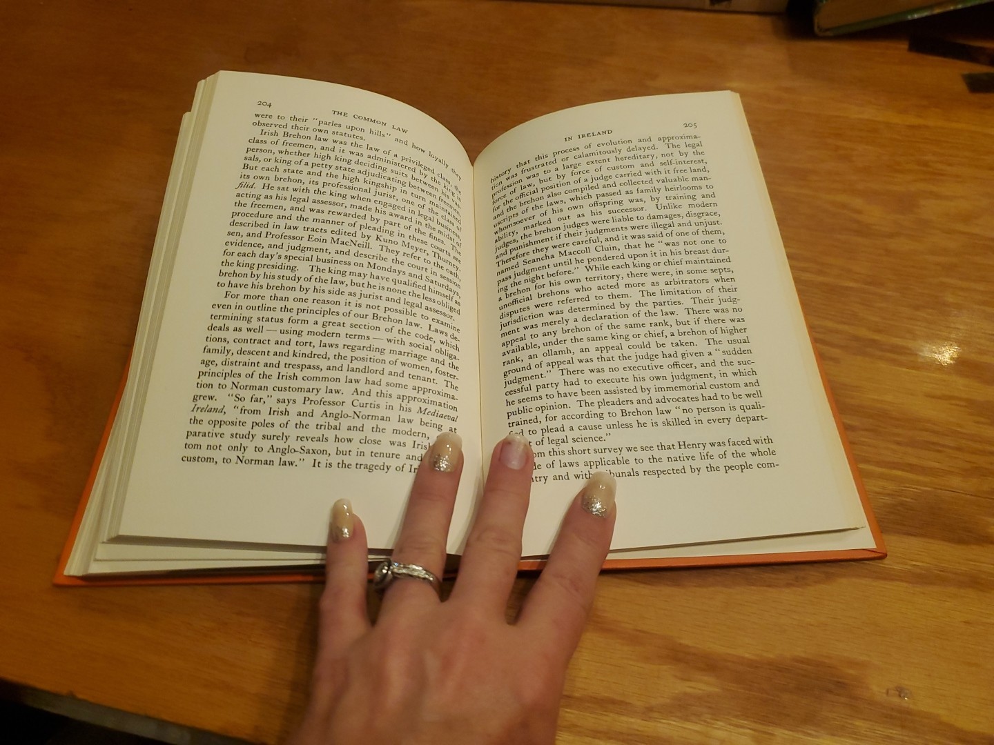 Harvard Tercentenary Public.: The Future of the Common Law by Pound 1965 HC