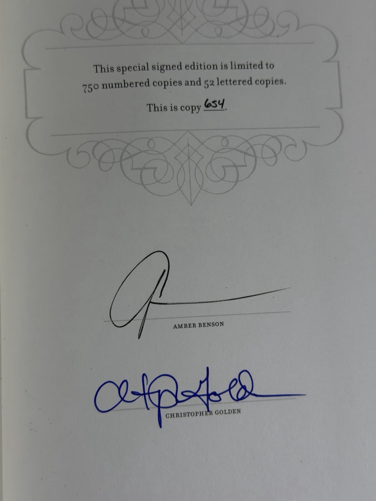 Ghosts of Albion Astray SIGNED Book Christopher Golden & Amber Benson MINT!