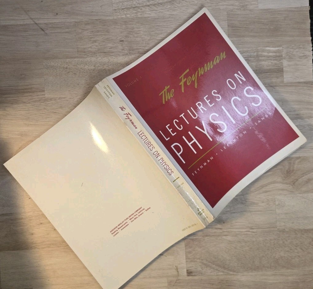 The Feynman Lectures on Physics Complete 3 Volume Set Lot Richard Feynman PB