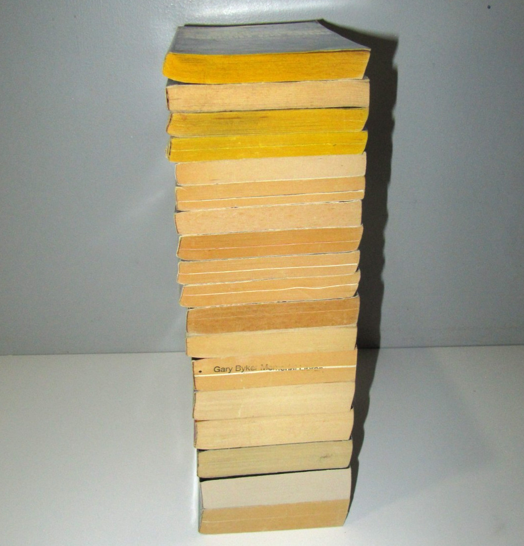 Lot of 18 Don Pendleton books PB The Executioner, Mack Bolan mens adventure