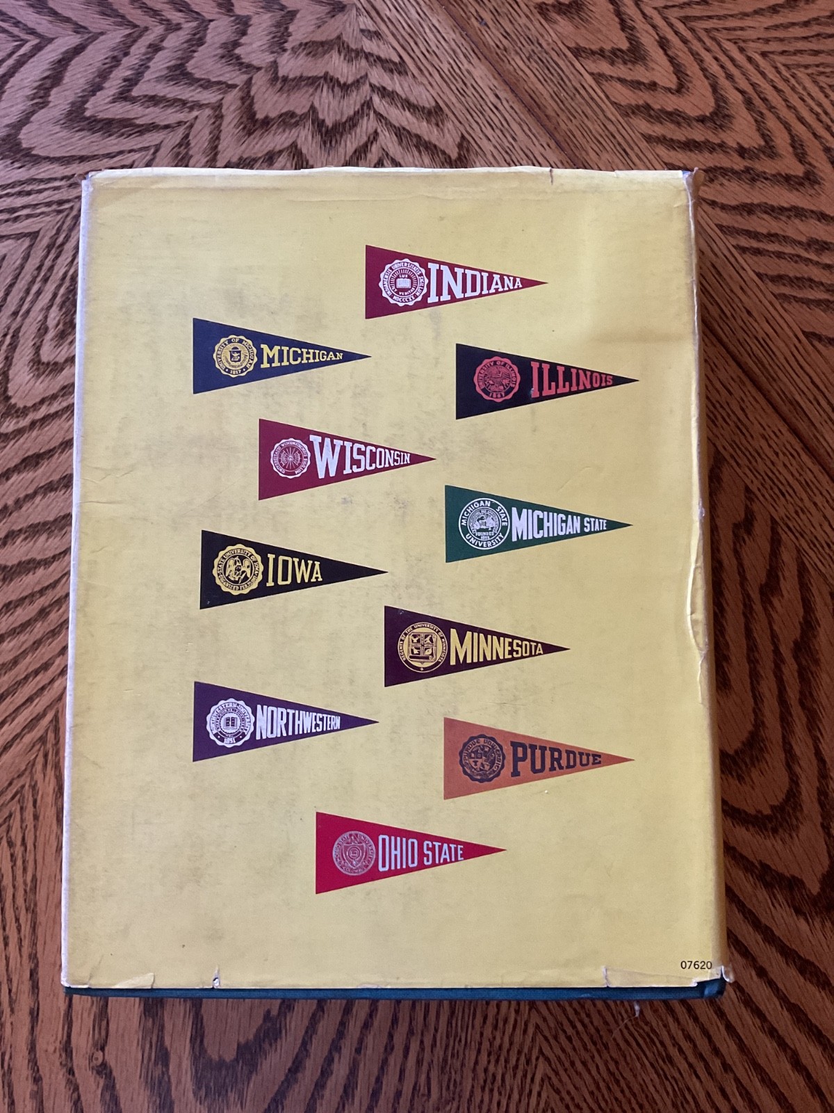 1967 „THE BIG TEN“ BY TUG WILSON AND JERRY BRONDFIELD – 496 Pages