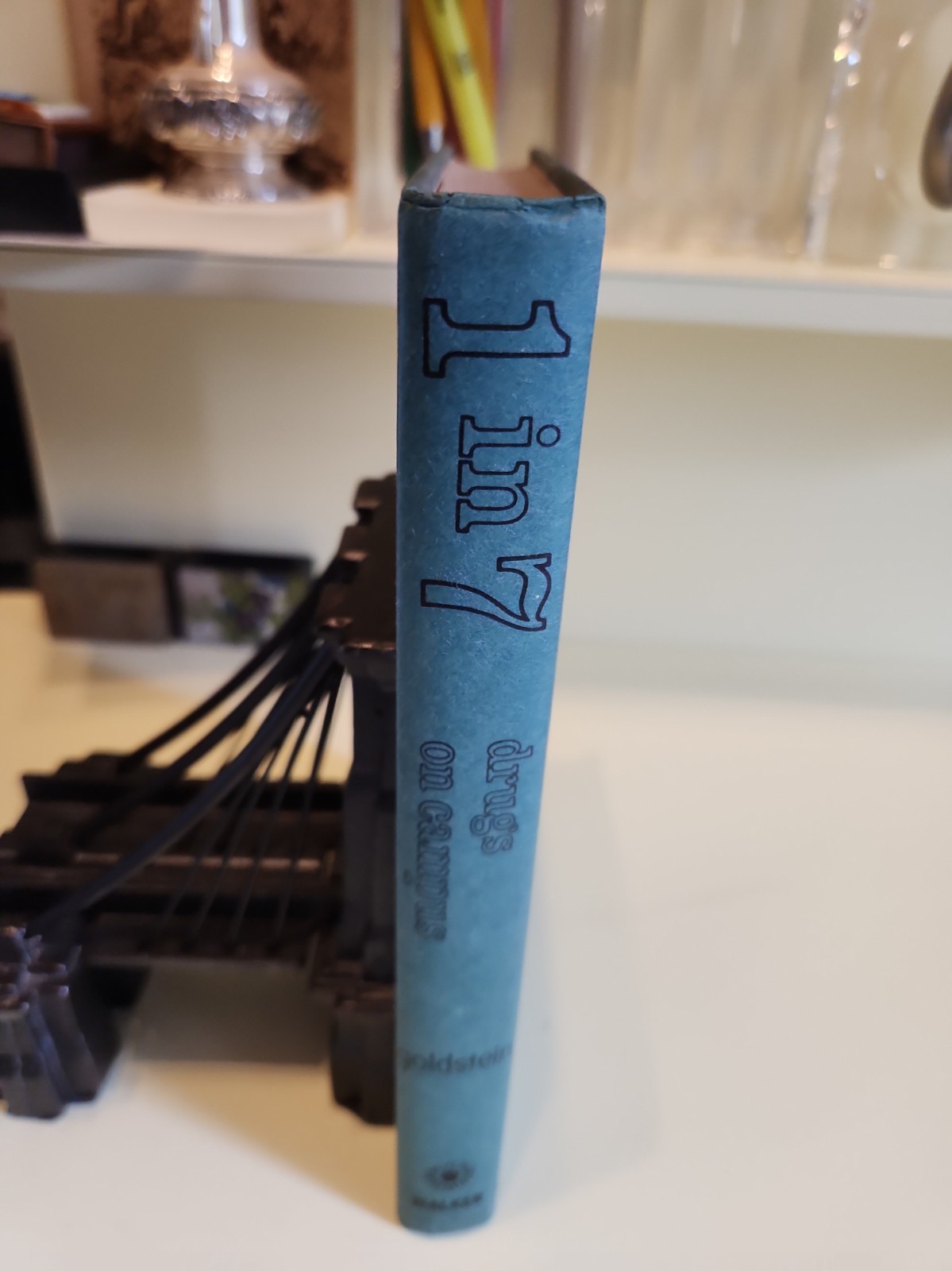1966 1 IN 7 DRUGS ON CAMPUS BY RICHARD GOLDSTEIN HC COLLECTIBLE VINTAGE BOOK S3