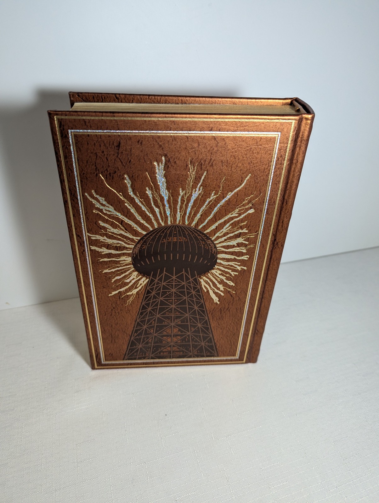 The Autobiography of Nikola Tesla and Other Works (Leather-bound Classics)