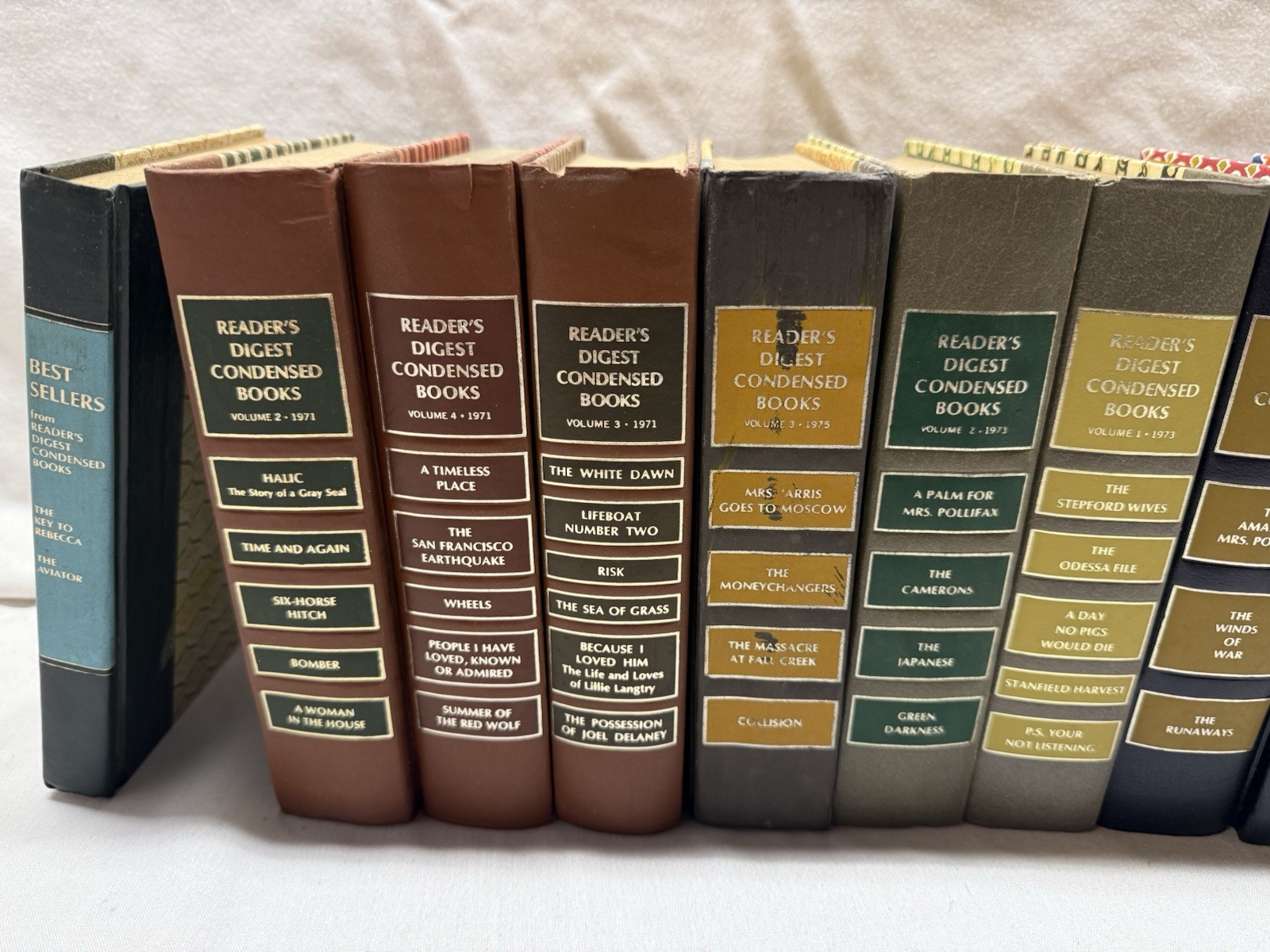 Readers Digest Condensed Books – HC Staging Decor Multicolor – 1970’s Lot of 14