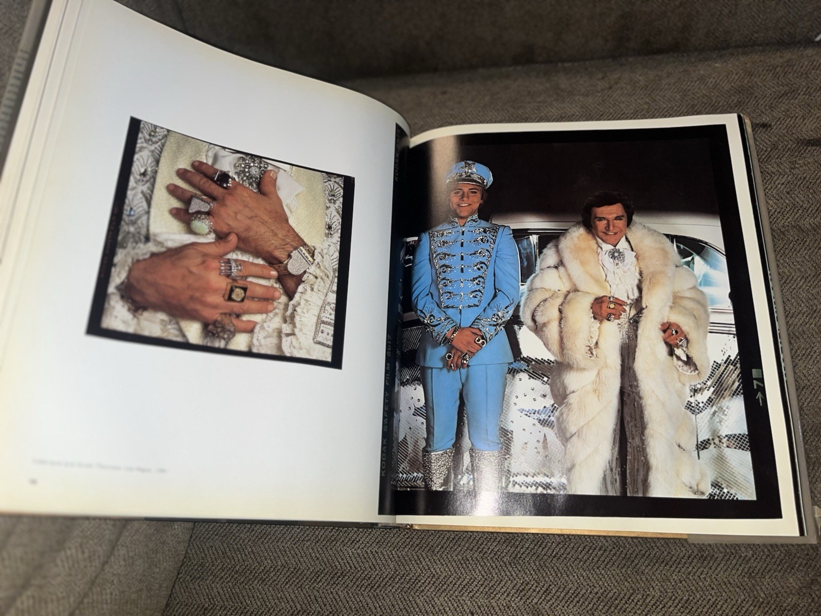 Annie Leibovitz Photographs 1970-1990 1st First Edition Hardcover + Dust Jacket