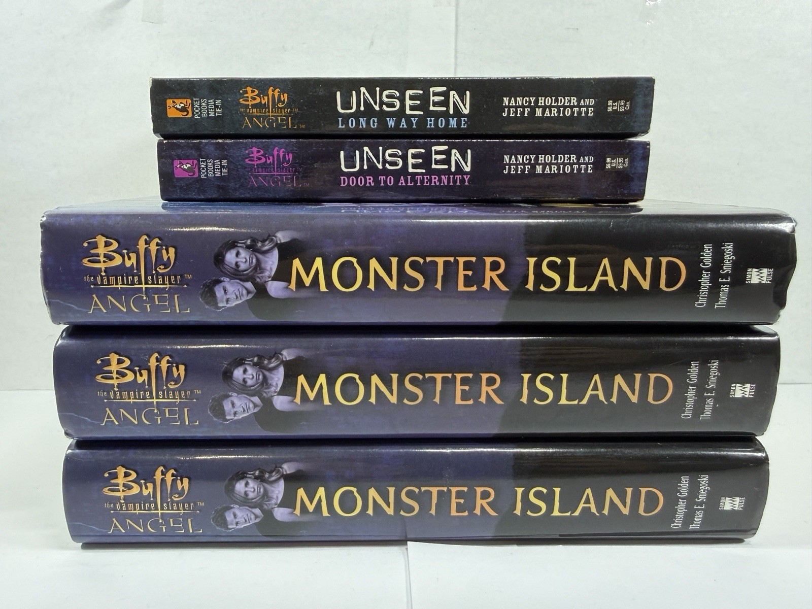 Lot Of 5 Buffy The Vampire Slayer Angel Monster Island Hardcover Books + Unseen