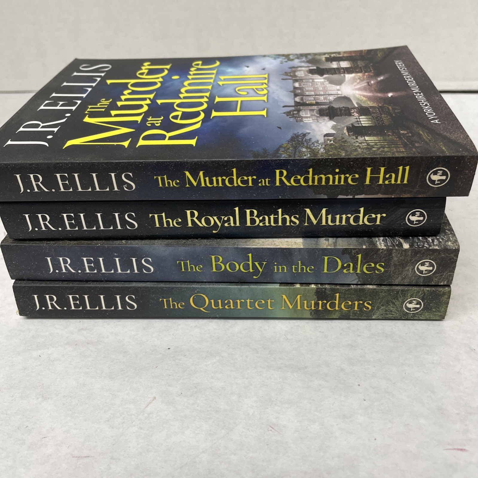 J.r. Ellis First 4 of Yorkshire Murder Mysteries (See Photos for Titles)