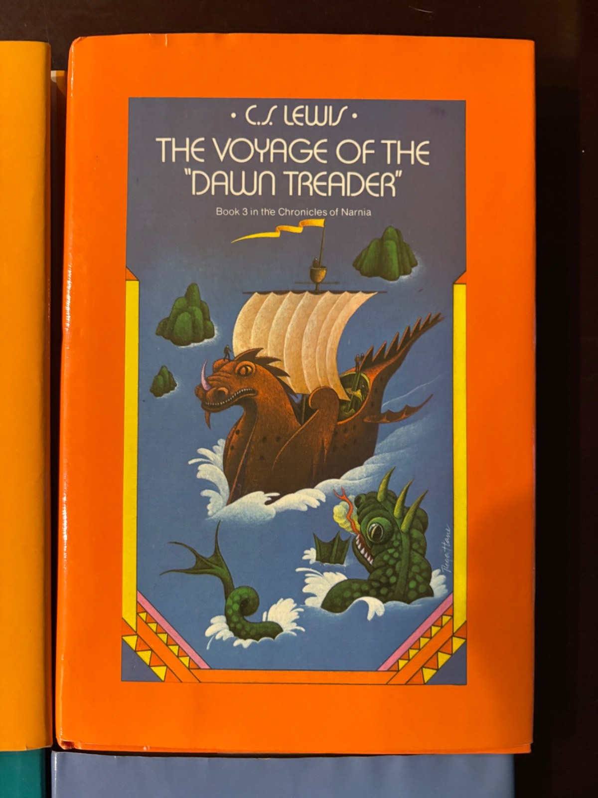 C.S. Lewis Chronicles of Narnia 5 Books & Pilgrims Regress HCDJ See Pics