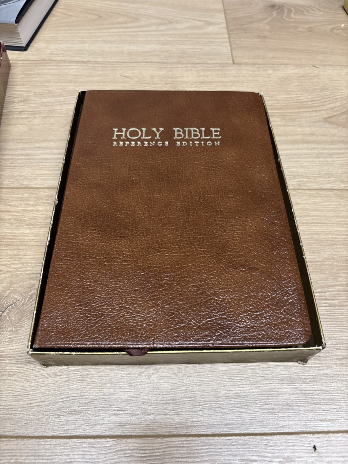 Nelson Family Reference Bible – Brown Faux Leather KJV from 1971 In Box – GOOD