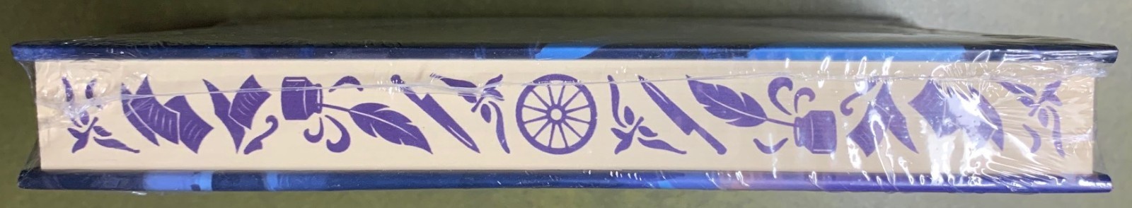Brigands & Breadknives Signed by Travis Baldree Exclusive Owlcrate Edition