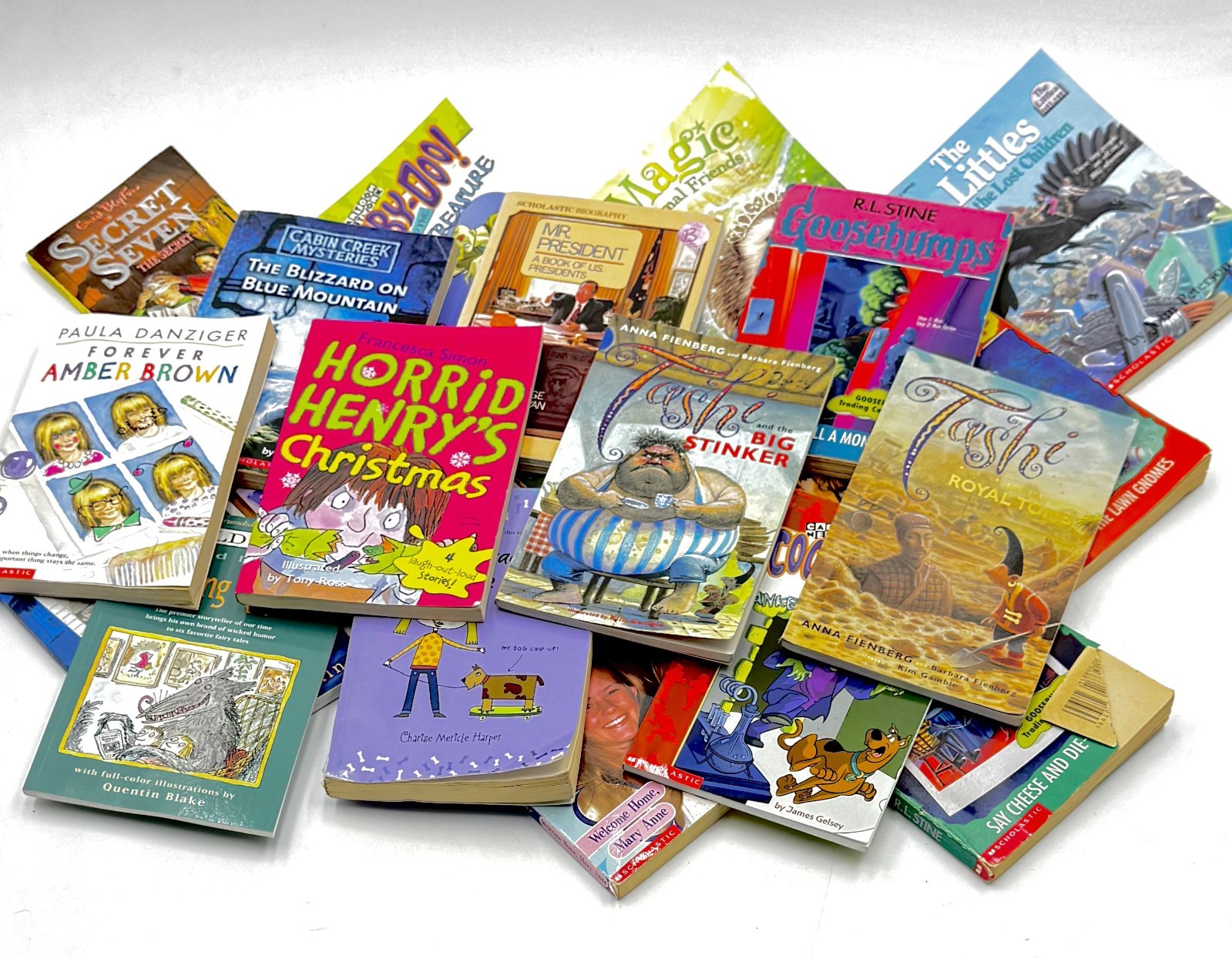 Bulk/Huge Lot of 50 of Children’s Kids Chapter Books – Random – Free Shipping!
