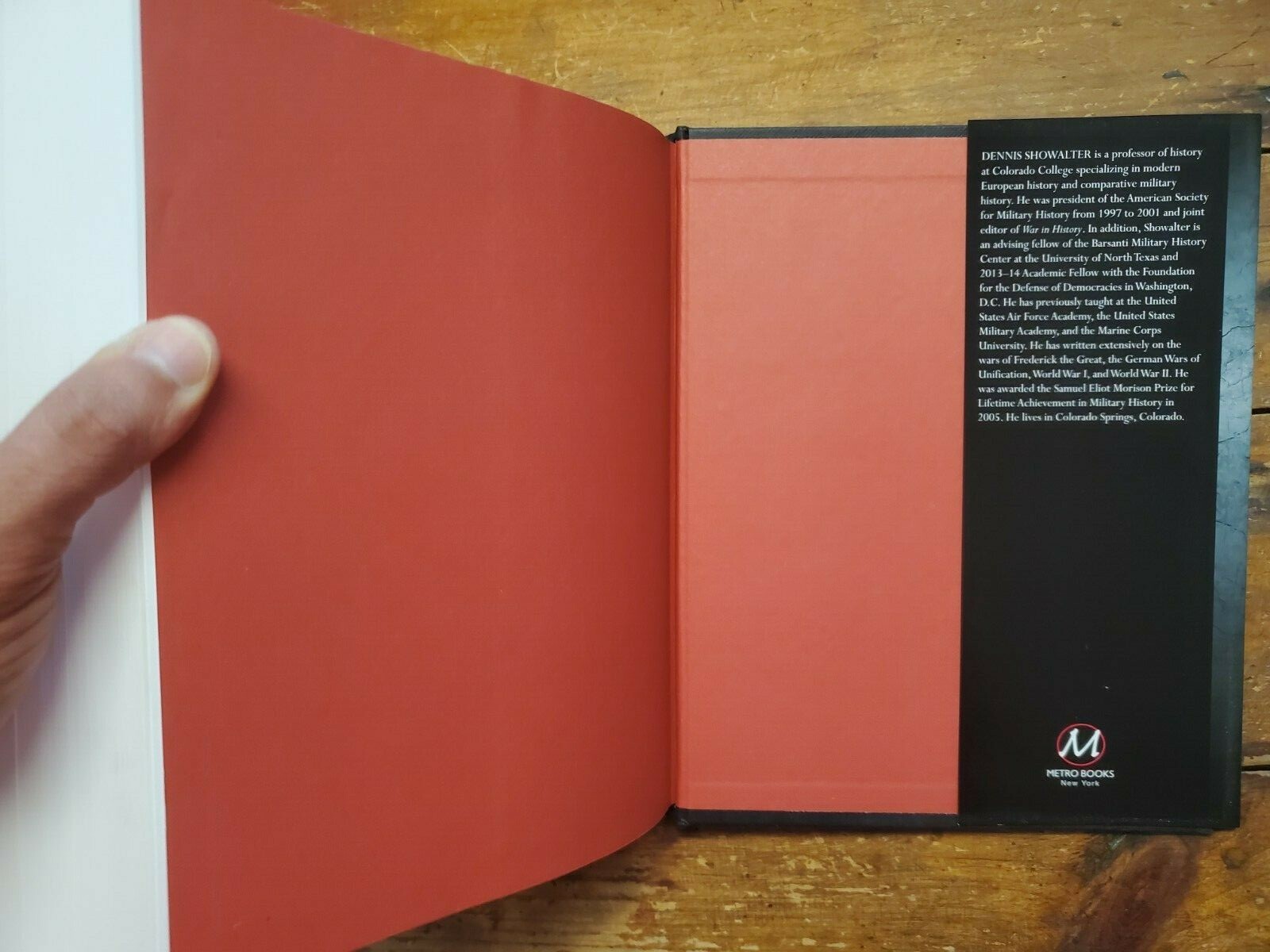 The Encyclopedia of Warfare by Amber Books Ltd. 2013