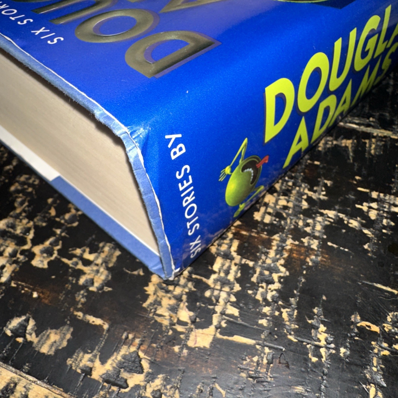 The Ultimate Hitchhiker’s Guide by DOUGLAS ADAMS Complete 6 stories HC/DJ 1996